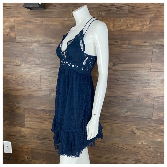 NWT FP One Adella Burnout Slip - Picture 6 of 8